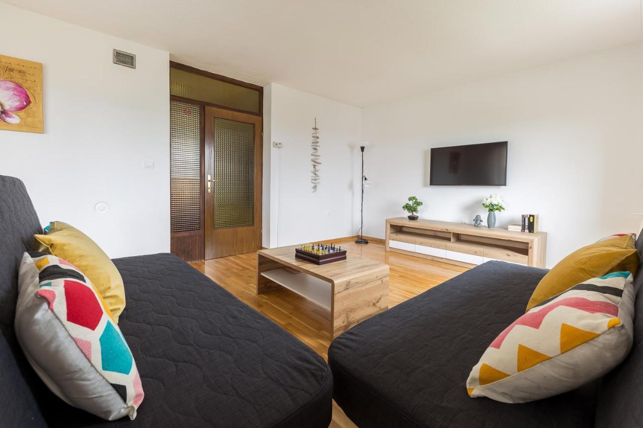 Apartment Valy - Free Bikes, Relaxing Terrace & Near Bled Exterior foto