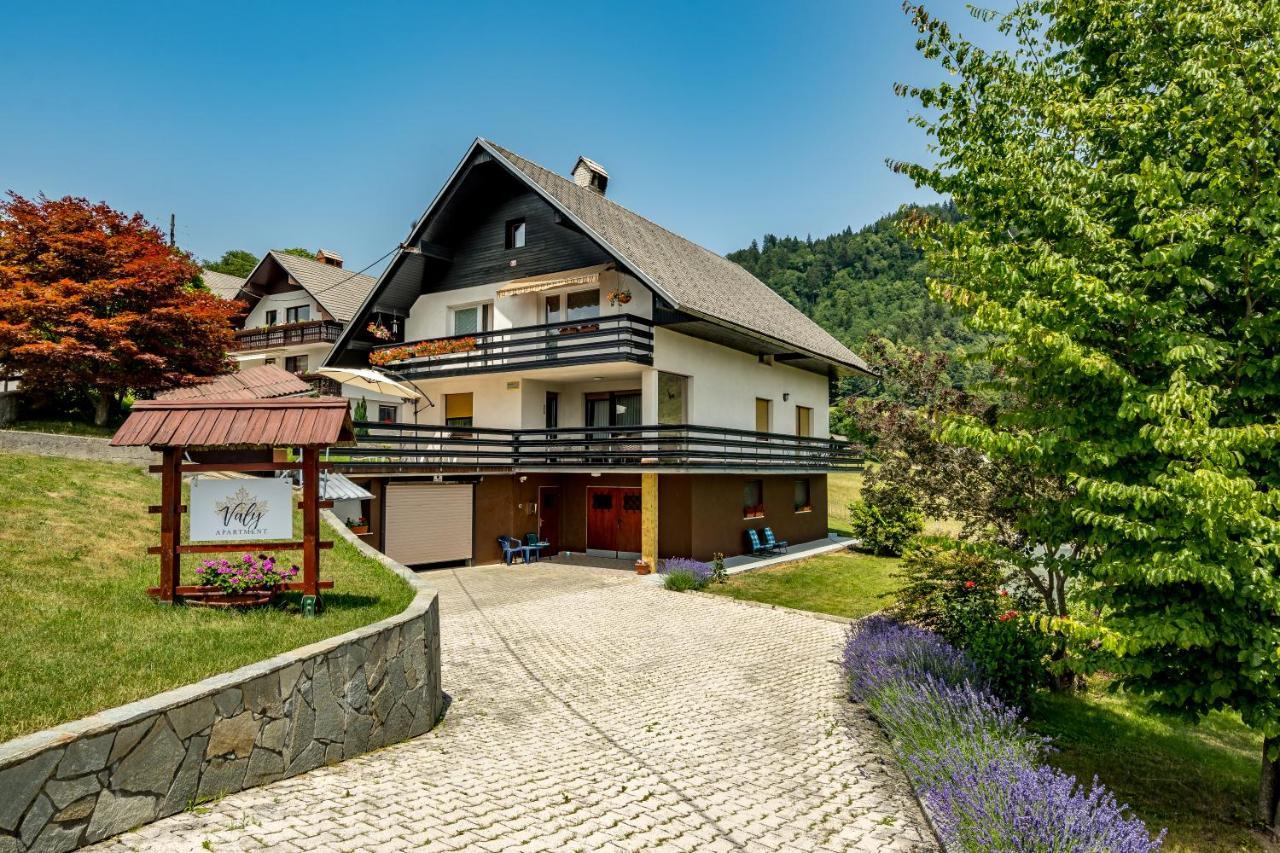 Apartment Valy - Free Bikes, Relaxing Terrace & Near Bled Exterior foto
